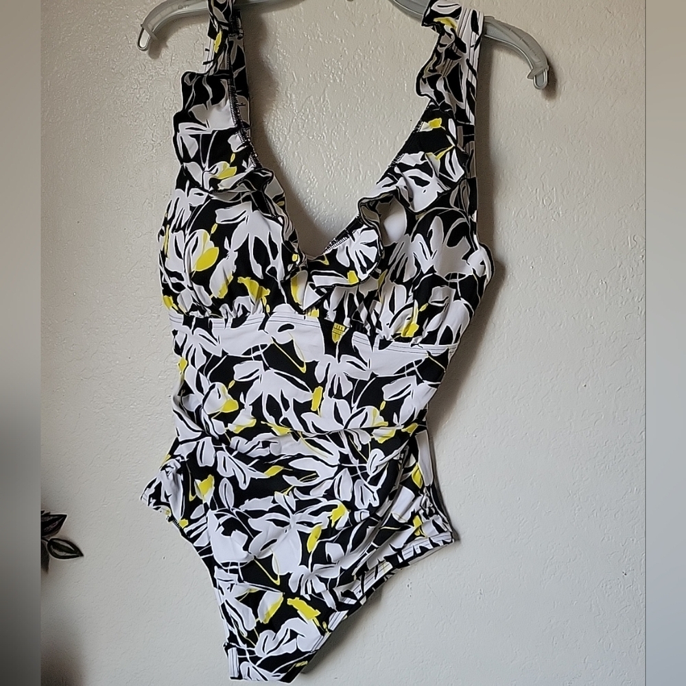 DKNY  Women Floral  Piece Swimsuit - Black, White, Yellow Size XL